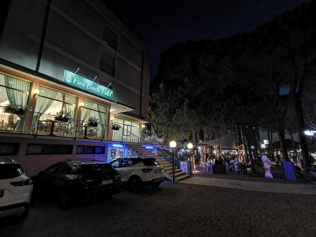Hotel Pine Beach Rosolina Mare Exteriér fotografie