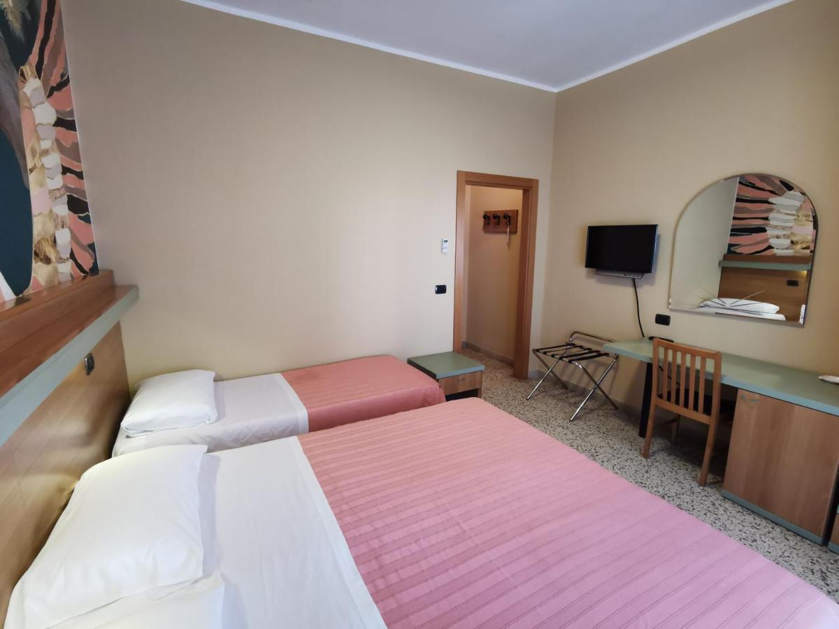 Hotel Pine Beach Rosolina Mare Exteriér fotografie