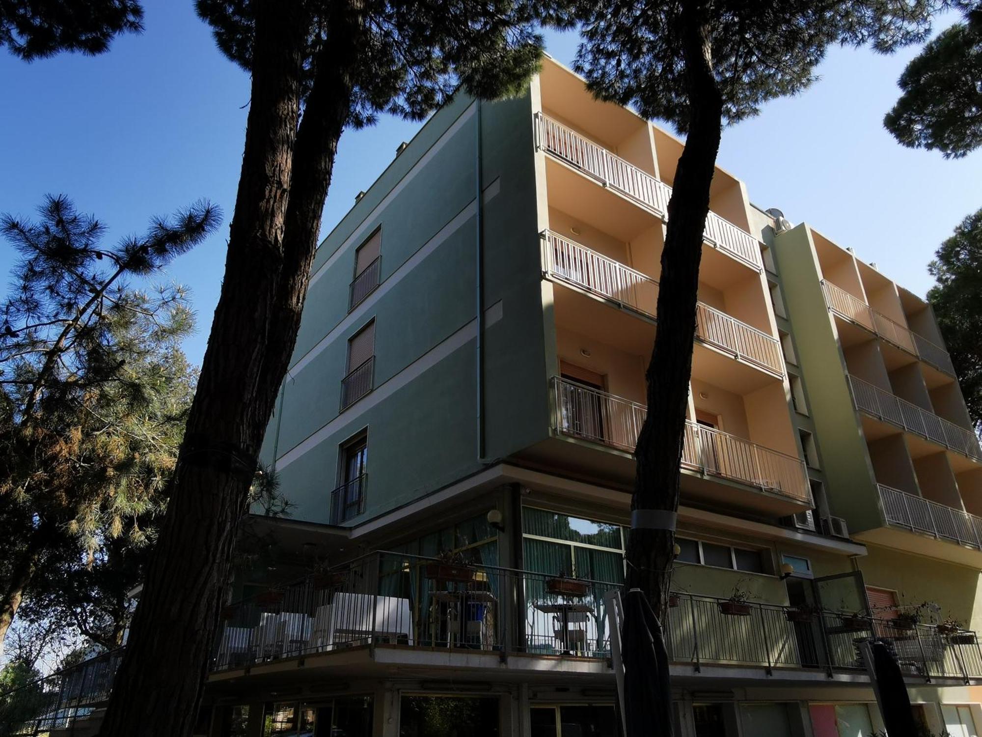 Hotel Pine Beach Rosolina Mare Exteriér fotografie