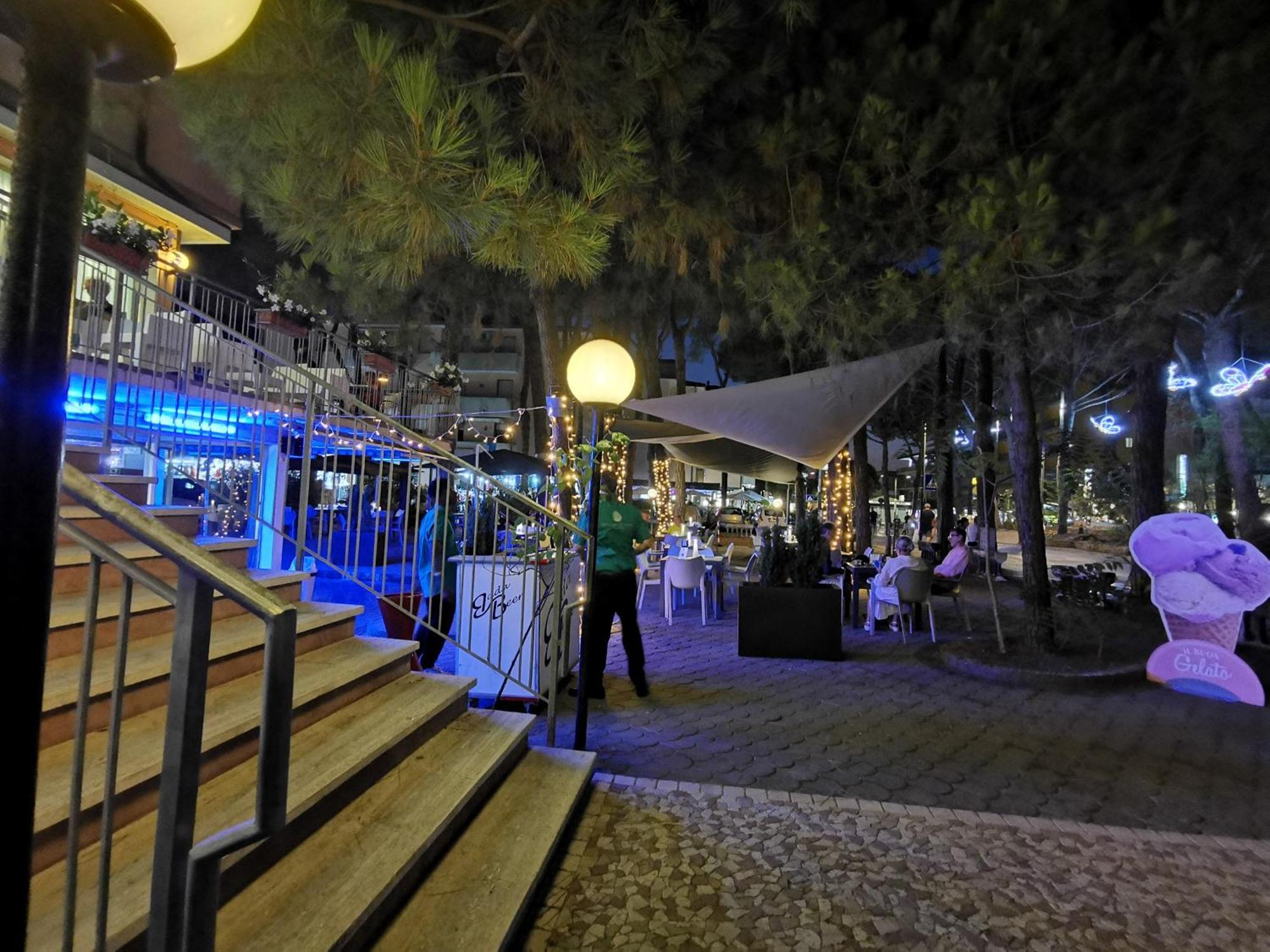 Hotel Pine Beach Rosolina Mare Exteriér fotografie